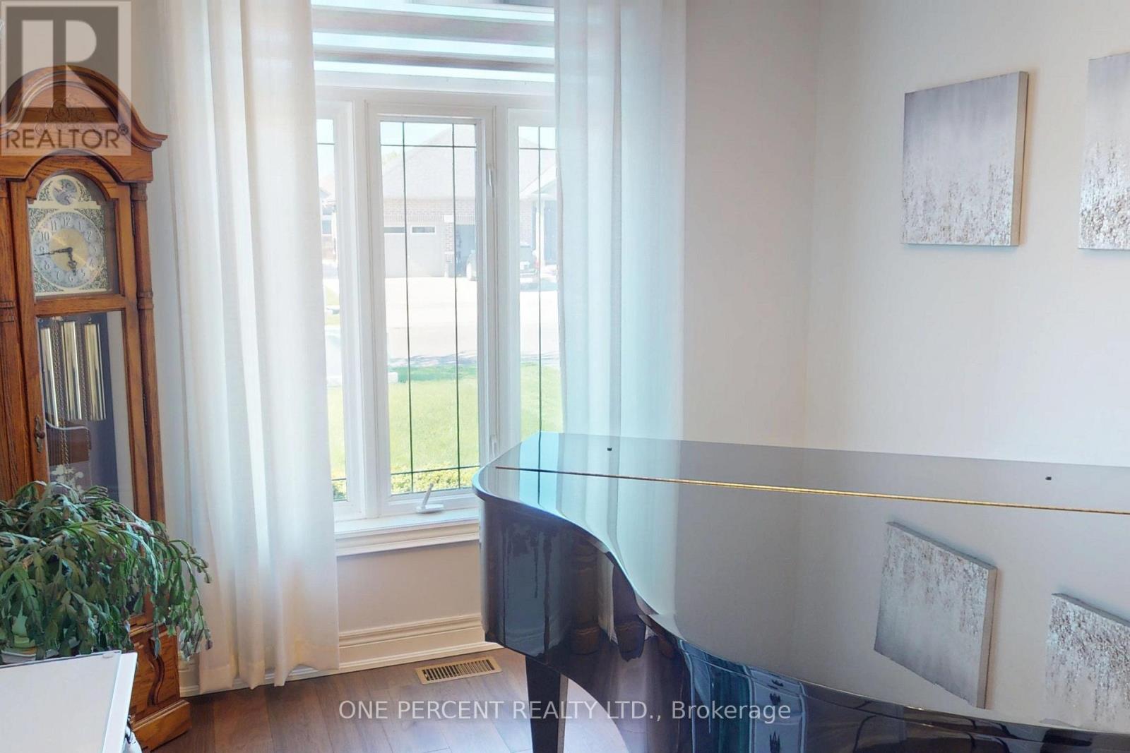 59 Julia Drive, Welland, Ontario  L3C 0E7 - Photo 11 - X12807992