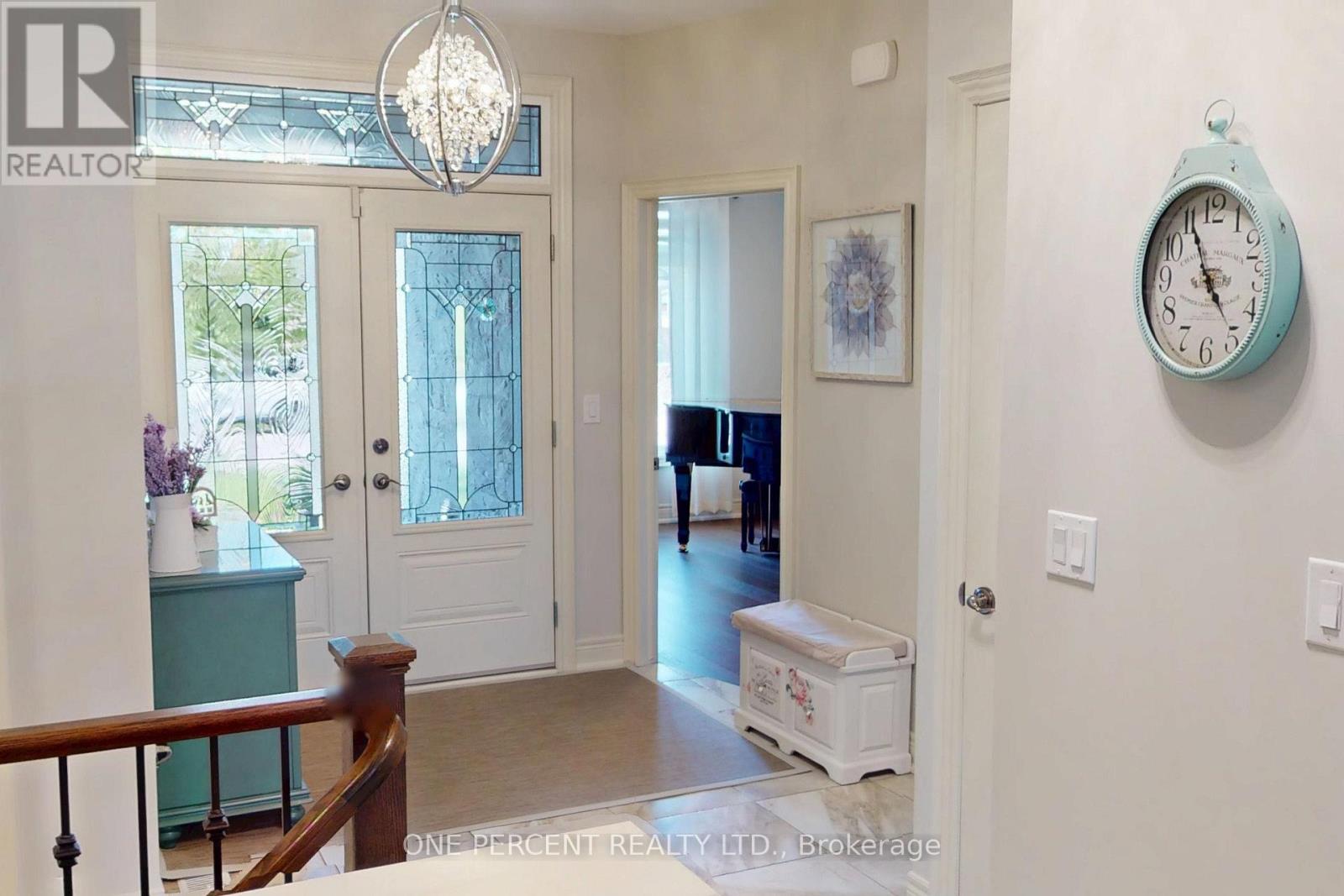 59 Julia Drive, Welland, Ontario  L3C 0E7 - Photo 2 - X12807992