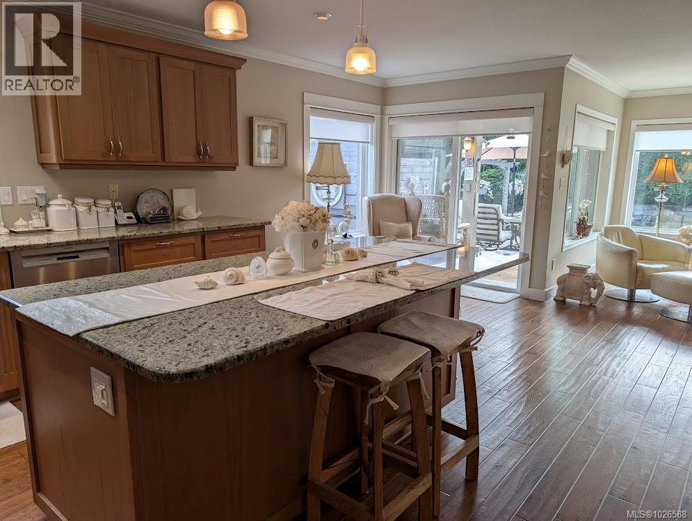 1307 Oceanside Dr, Qualicum Beach, British Columbia  V9K 2K4 - Photo 15 - 1026588