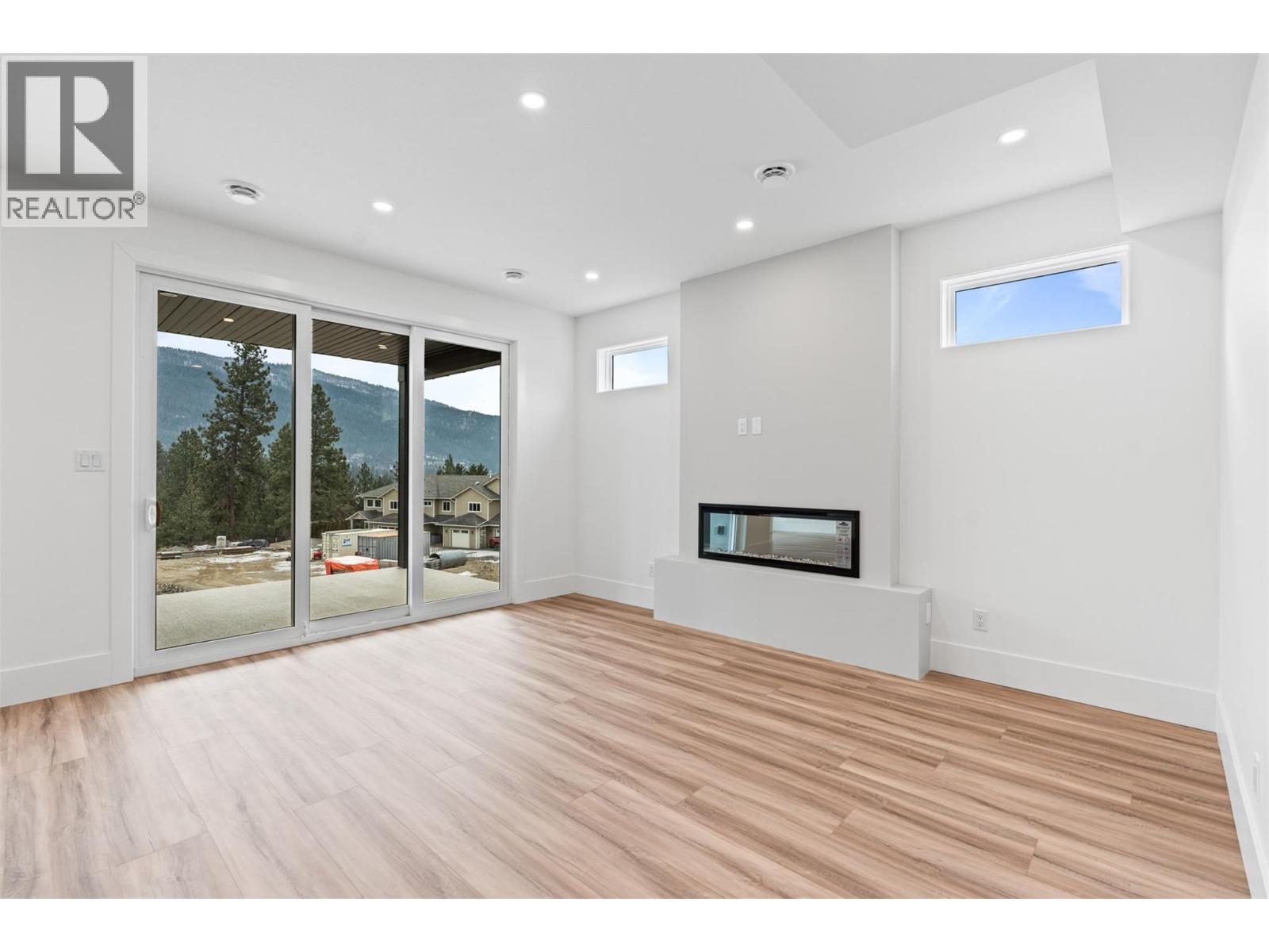 7013 Manning Place, Vernon, British Columbia  V1B 0B6 - Photo 40 - 10376054