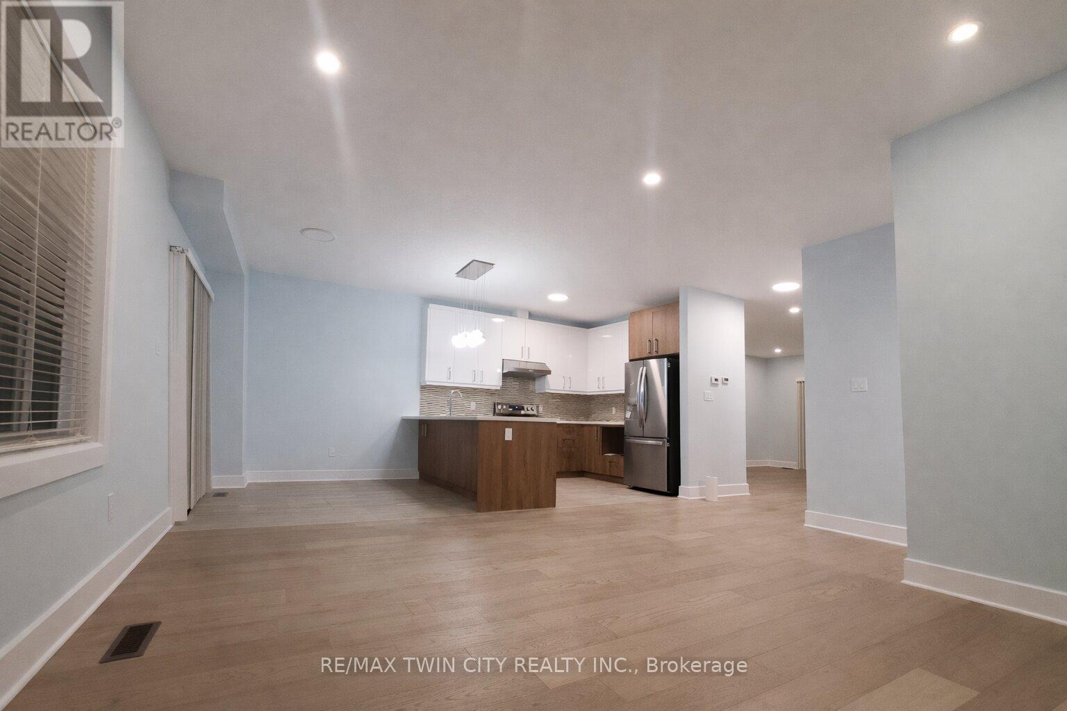 33 - 2610 Kettering Place, London South, Ontario  N6M 0J4 - Photo 4 - X12760258