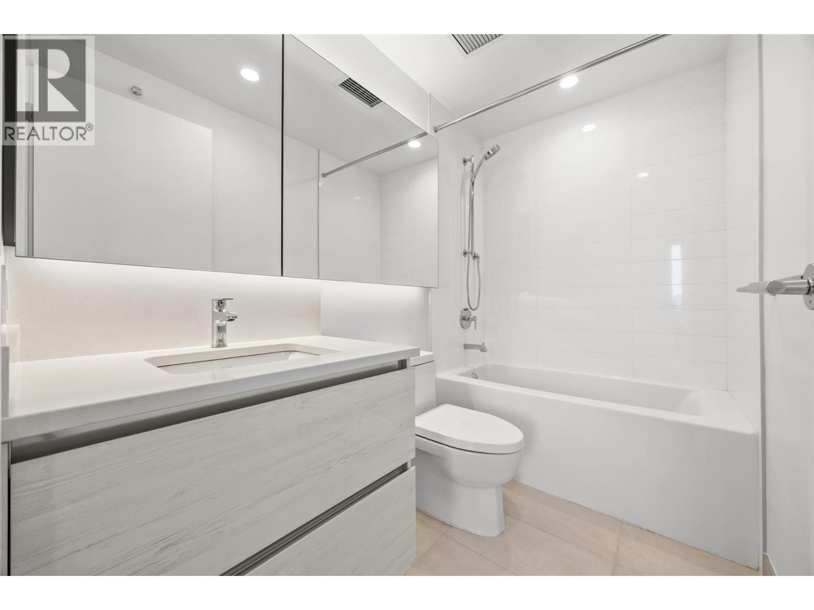 238 Leon Avenue Unit# 702, Kelowna, British Columbia  V1Y 0N6 - Photo 24 - 10376634