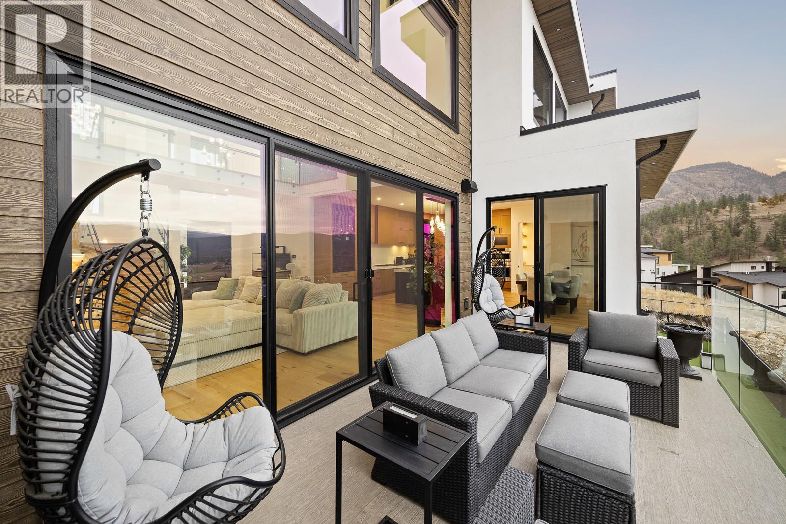 1102 Carnoustie Drive, Kelowna, British Columbia  V1P 0A3 - Photo 16 - 10376567