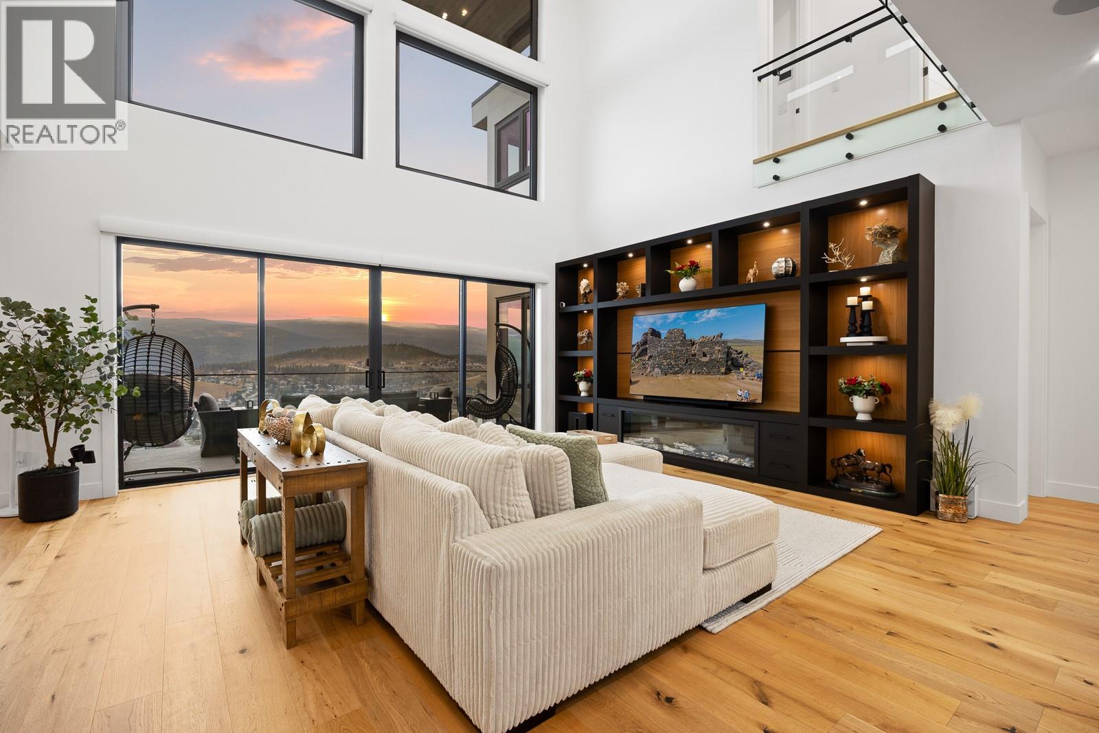 1102 Carnoustie Drive, Kelowna, British Columbia  V1P 0A3 - Photo 5 - 10376567