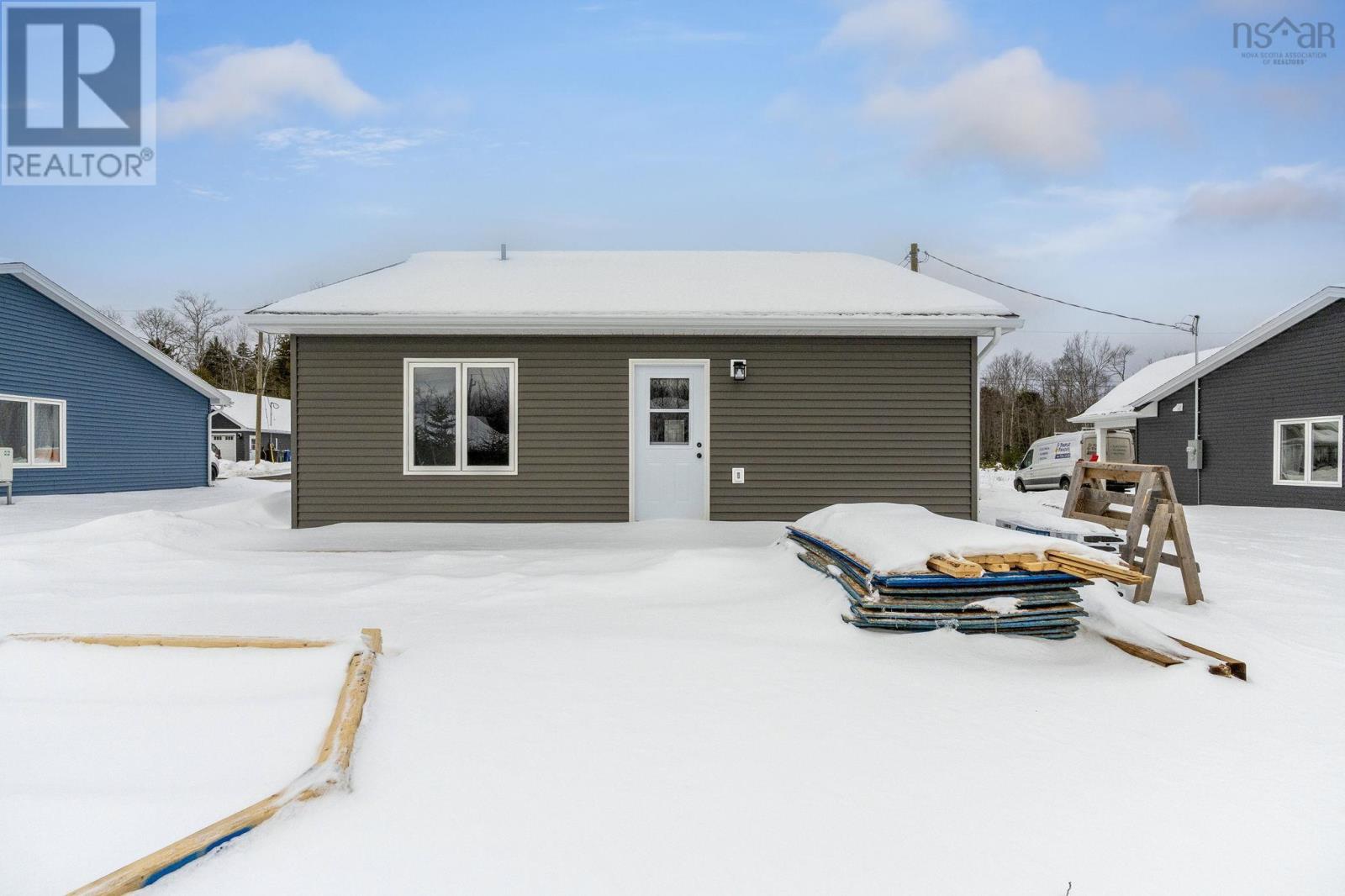 43 Amelia Ave Avenue, Stewiacke, Nova Scotia  B0N 2J0 - Photo 5 - 202529142