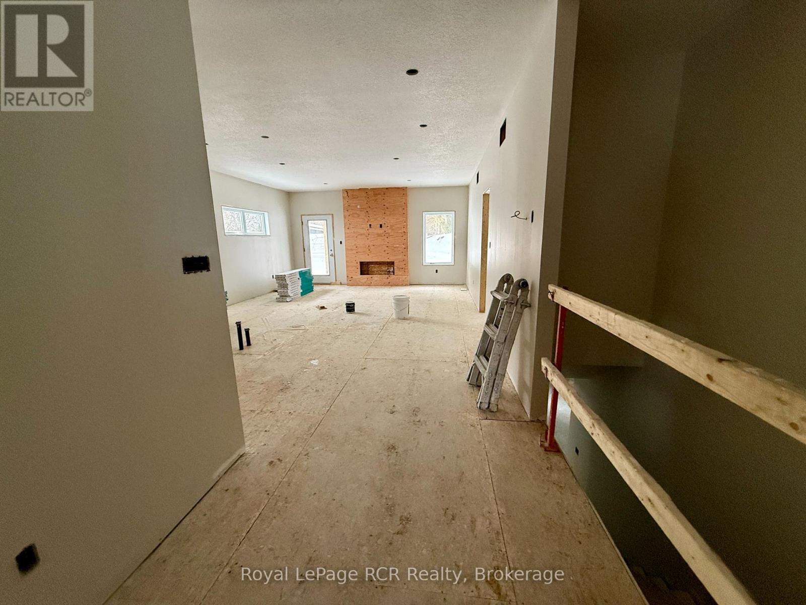 86 Griffith Street, Brockton, Ontario N0G 2V0 - Photo 10 - X12808040