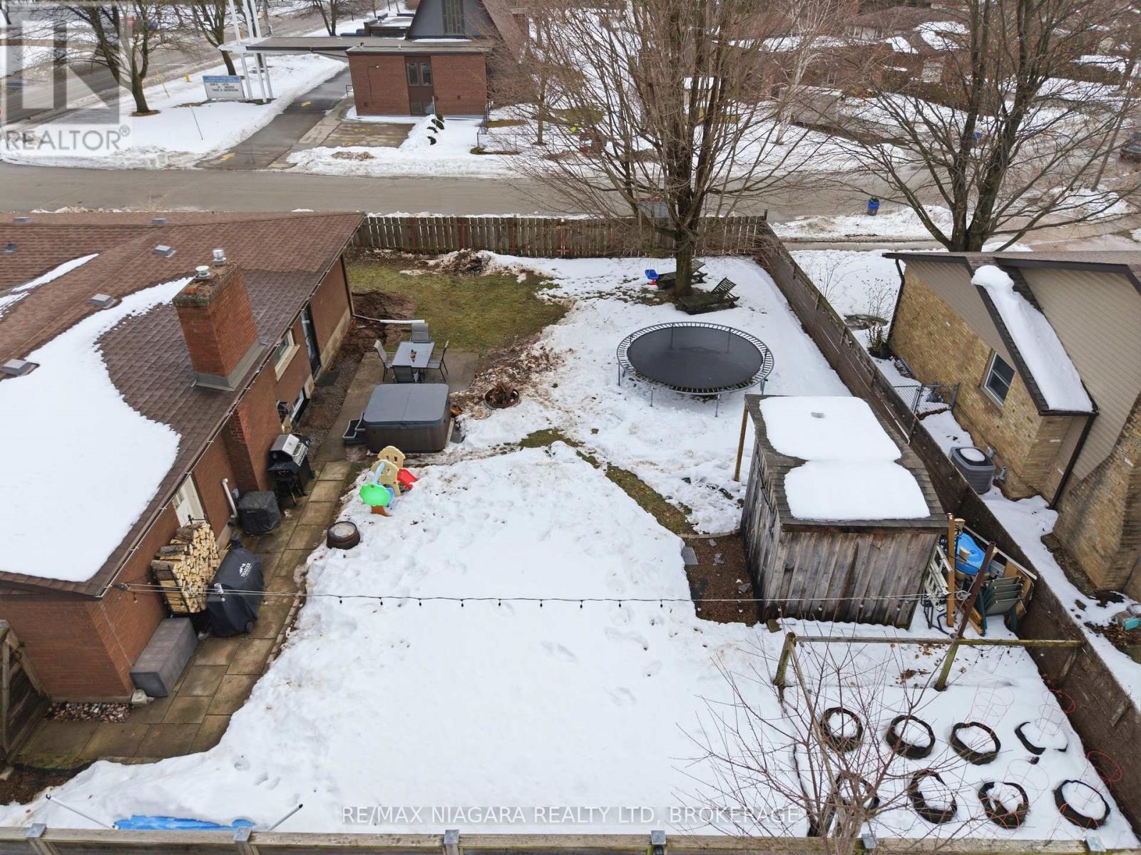 1350 Haist Street, Pelham, Ontario  L0S 1M0 - Photo 35 - X12807322