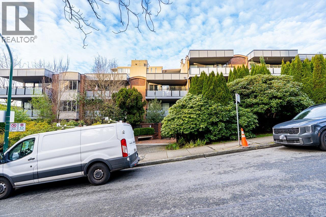 605 1405 W 15th Avenue, Vancouver, British Columbia  V6H 3R2 - Photo 2 - R3092116