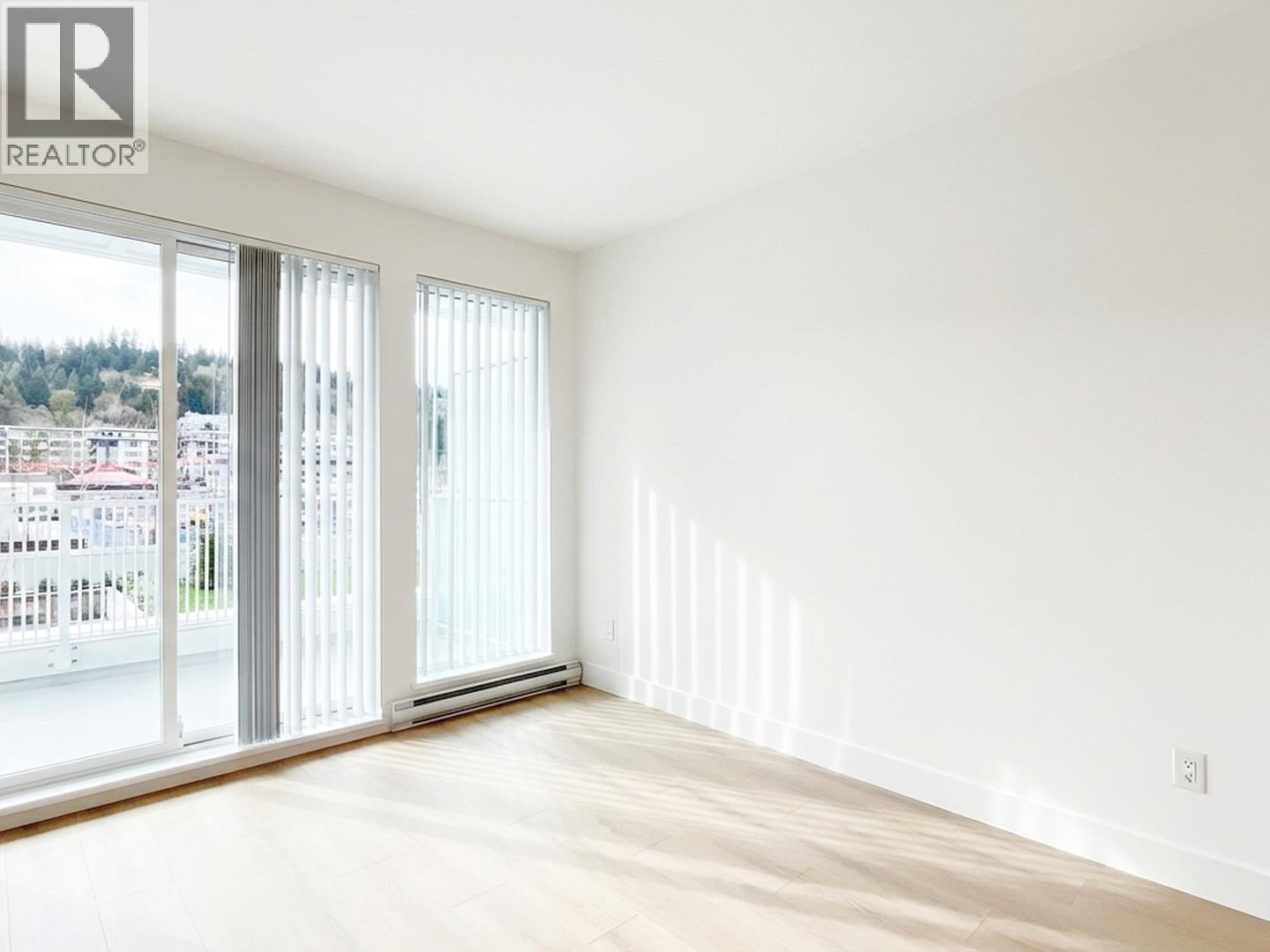 302 3055 Murray Street, Port Moody, British Columbia  V3H 1X3 - Photo 3 - R3091637