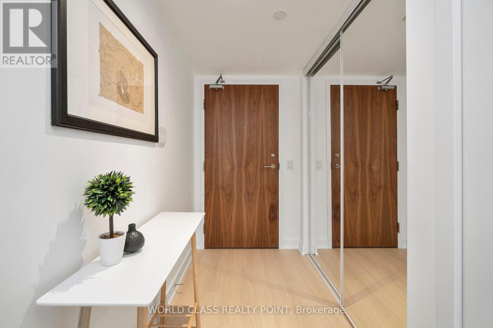 1503 - 75 Queens Wharf Road, Toronto, Ontario  M5V 0J8 - Photo 4 - C12808030