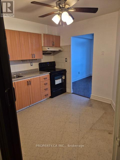 712 - 10 Edgecliffe Golfway, Toronto, Ontario  M3C 3A3 - Photo 16 - C12808032