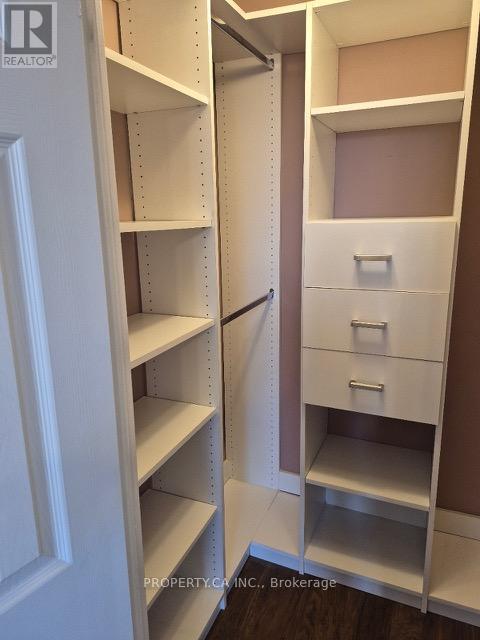 712 - 10 Edgecliffe Golfway, Toronto, Ontario  M3C 3A3 - Photo 7 - C12808032