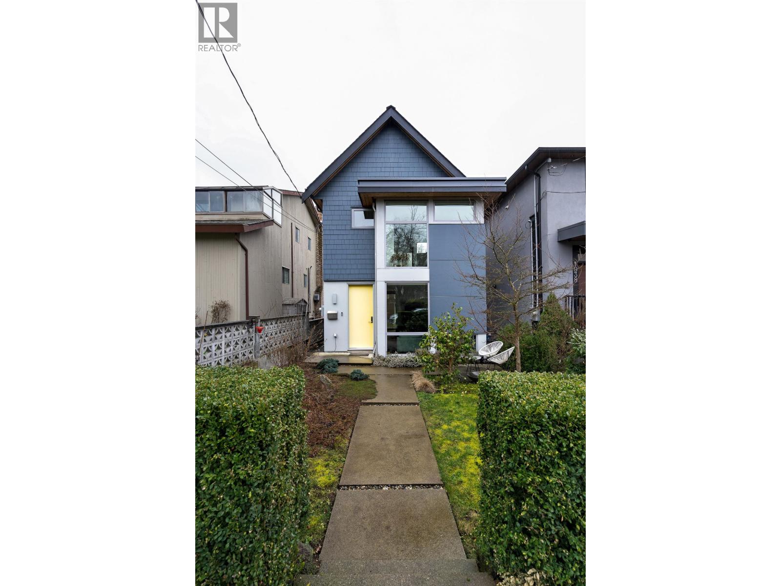 1928 TEMPLETON DRIVE, Vancouver, British Columbia
