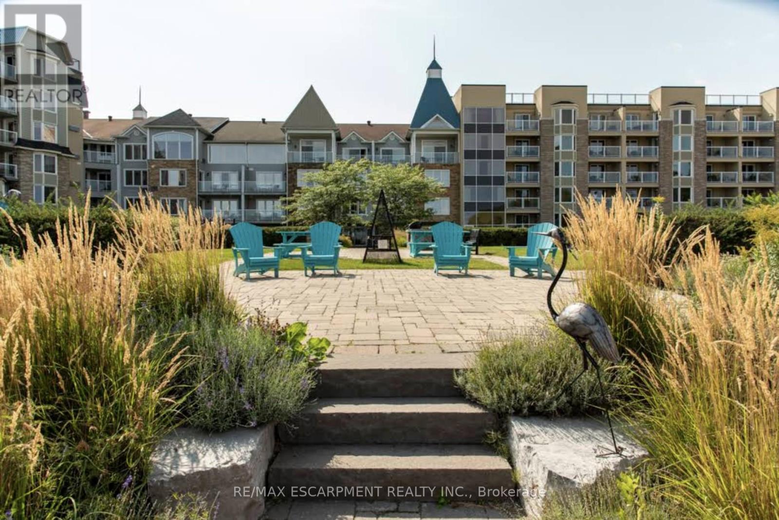 4403 & 4405 - 9 Harbour Street, Collingwood, Ontario  L9Y 5B5 - Photo 2 - S12808018