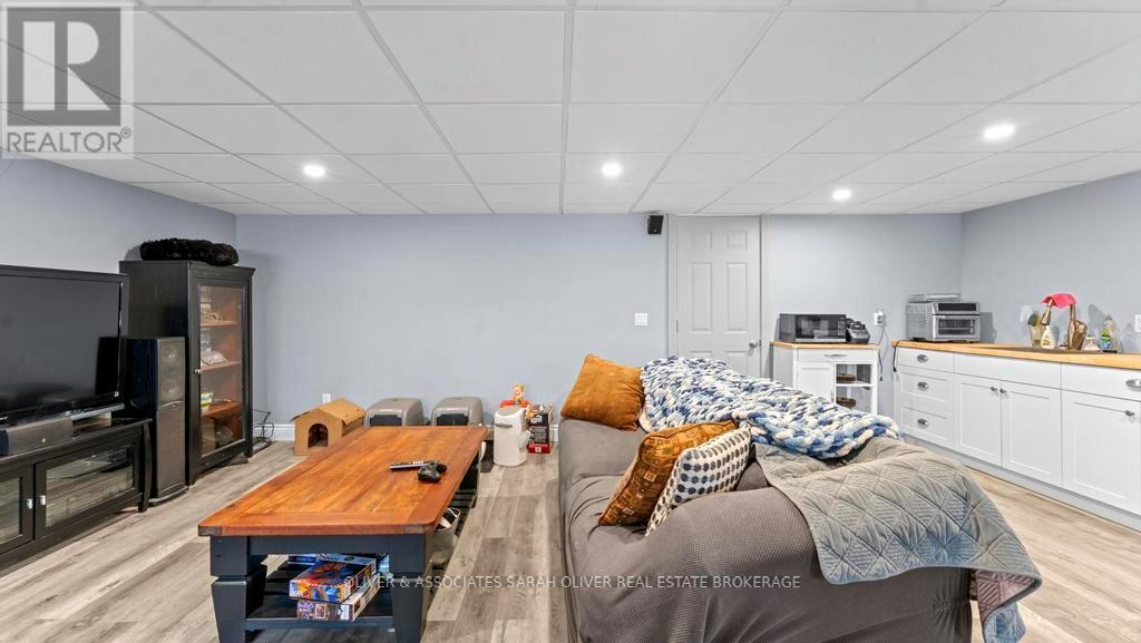 27 Scottsdale Street, London South, Ontario  N6P 1E5 - Photo 28 - X12805218