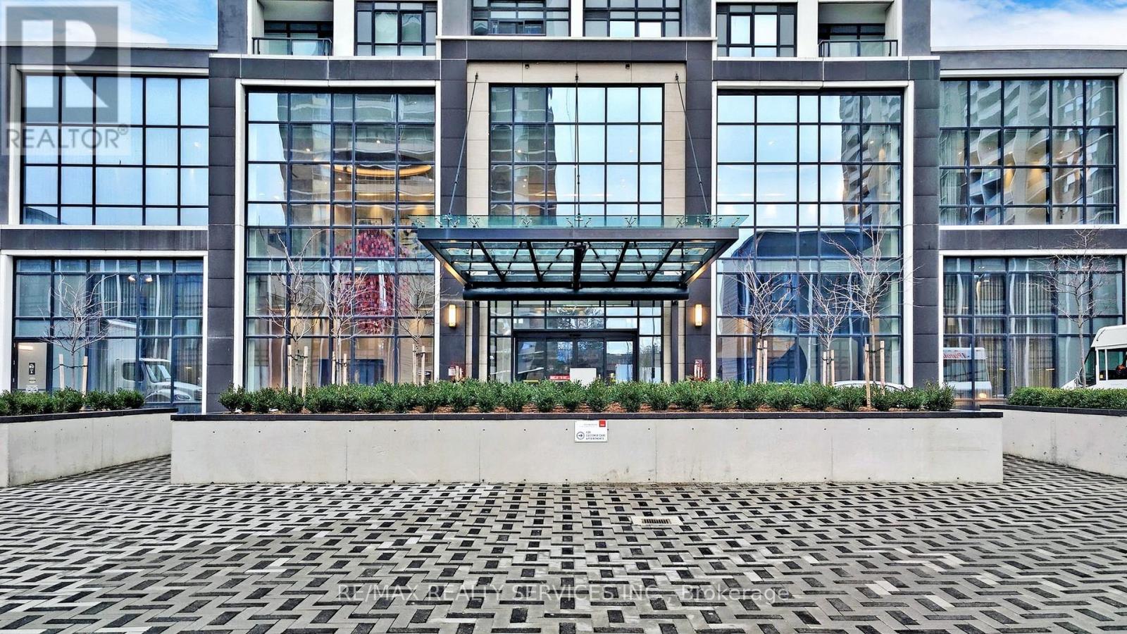 3210 - 7 Mabelle Avenue, Toronto, Ontario  M9A 0C9 - Photo 2 - W12808036