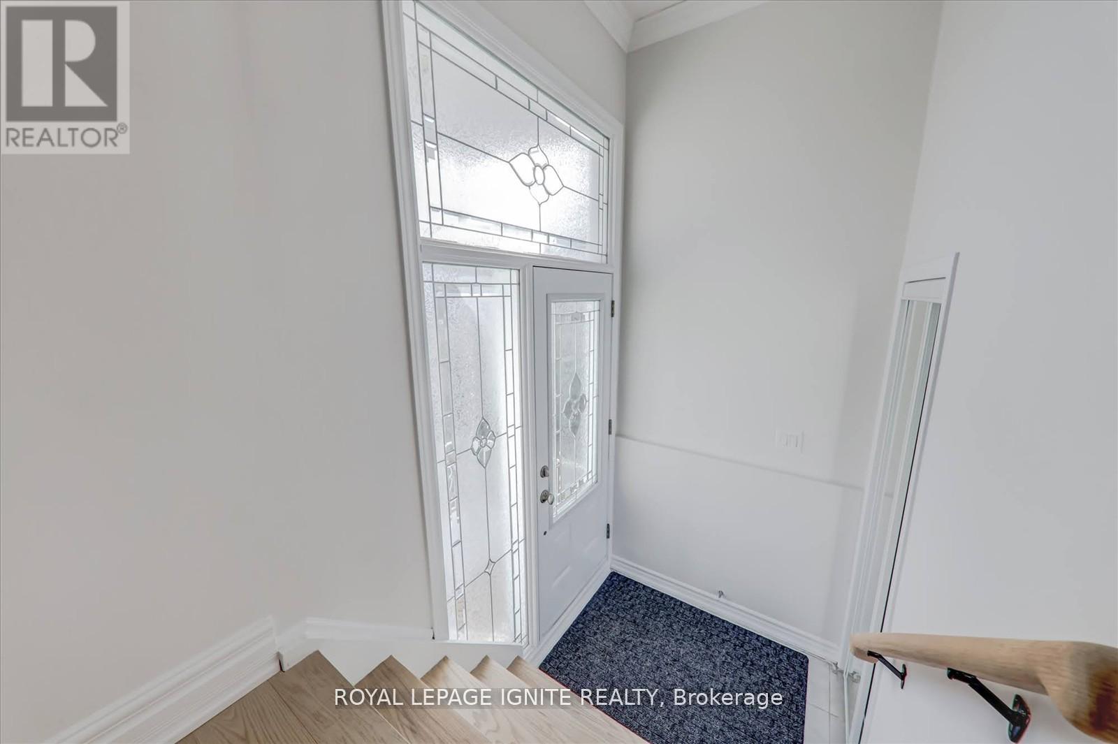 4023 Bishopstoke Lane, Mississauga, Ontario  L4Z 1H9 - Photo 4 - W12808052