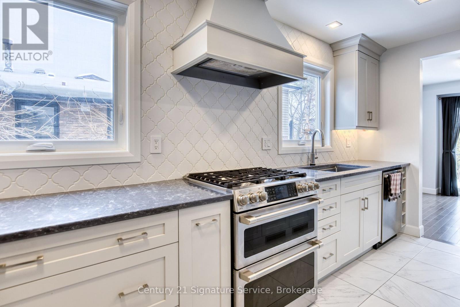 7282 Bendigo Circle, Mississauga, Ontario  L5N 1Z5 - Photo 7 - W12808054