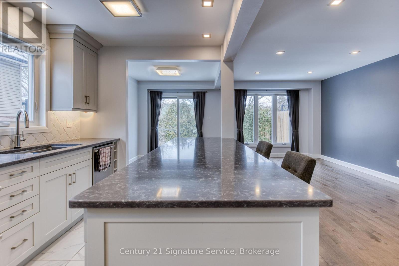 7282 Bendigo Circle, Mississauga, Ontario  L5N 1Z5 - Photo 8 - W12808054