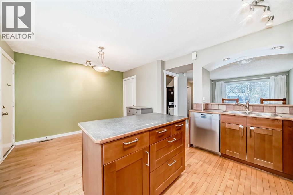 28, 800 Bowcroft Place, Cochrane, Alberta  T4C 1B9 - Photo 12 - A2272048