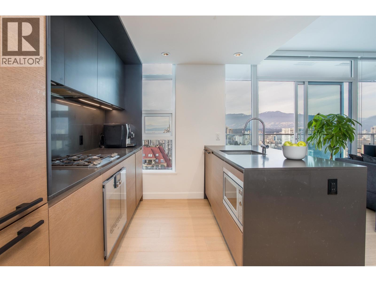 2805 1289 Hornby Street, Vancouver, British Columbia  V6Z 0G7 - Photo 2 - R3084071