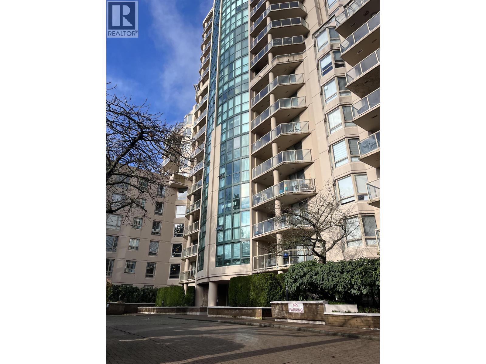 1004 1190 Pipeline Road, Coquitlam, British Columbia  V3B 7T9 - Photo 2 - R3091989