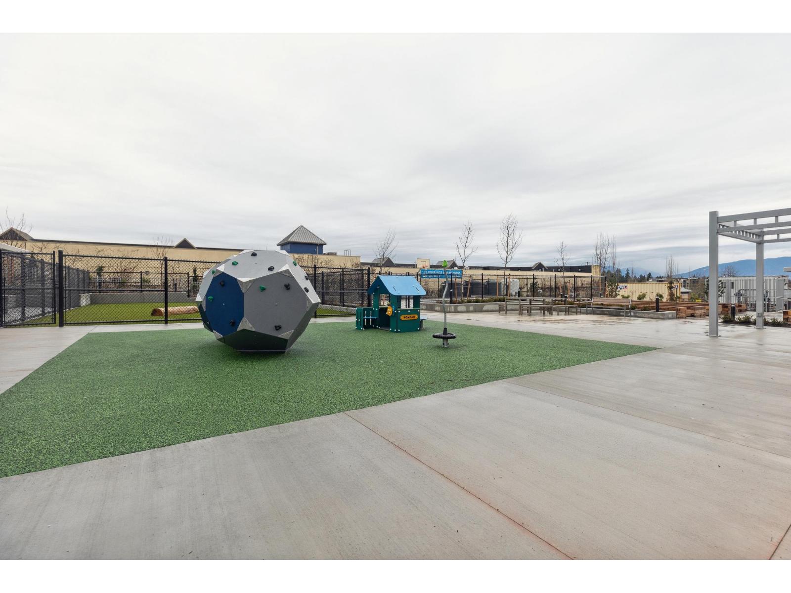 2106 8551 201 Street, Langley, British Columbia  V2Y 3Y5 - Photo 29 - R3092021