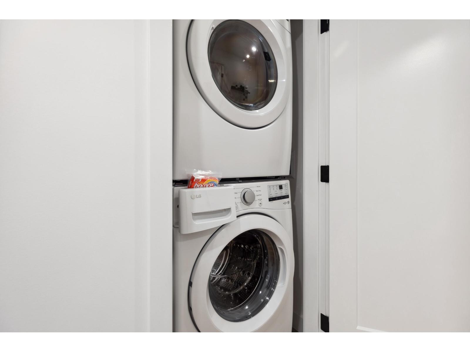 2106 8551 201 Street, Langley, British Columbia  V2Y 3Y5 - Photo 18 - R3092021