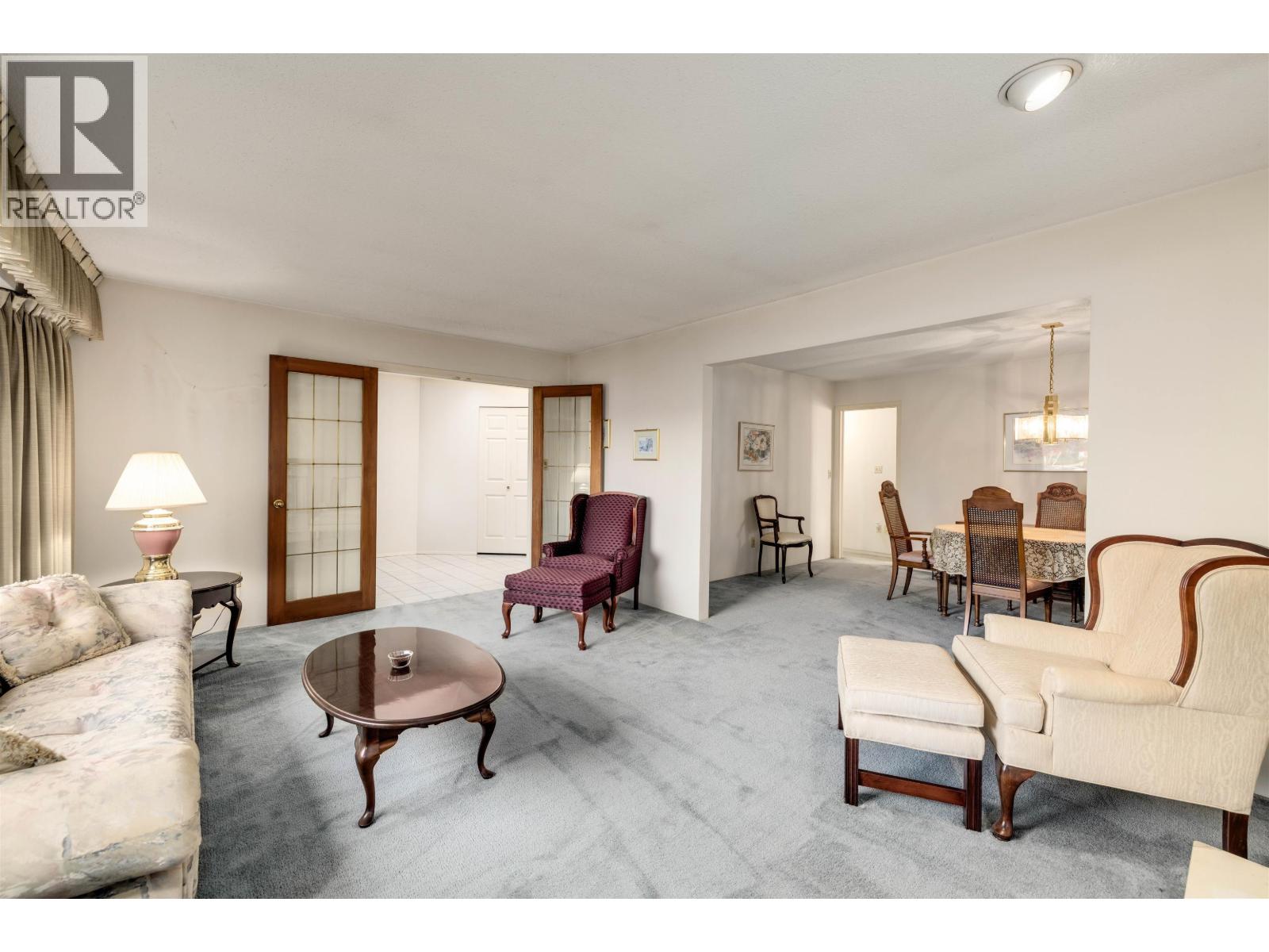 10740 Agassiz Court, Richmond, British Columbia  V7A 4K2 - Photo 5 - R3091207