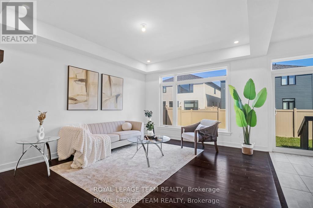 76 Big Dipper Street, Ottawa, Ontario  K4M 0L8 - Photo 12 - X12808092