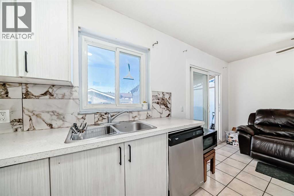 104 Falmere Way Ne, Calgary, Alberta  T3J 2Y5 - Photo 9 - A2286404