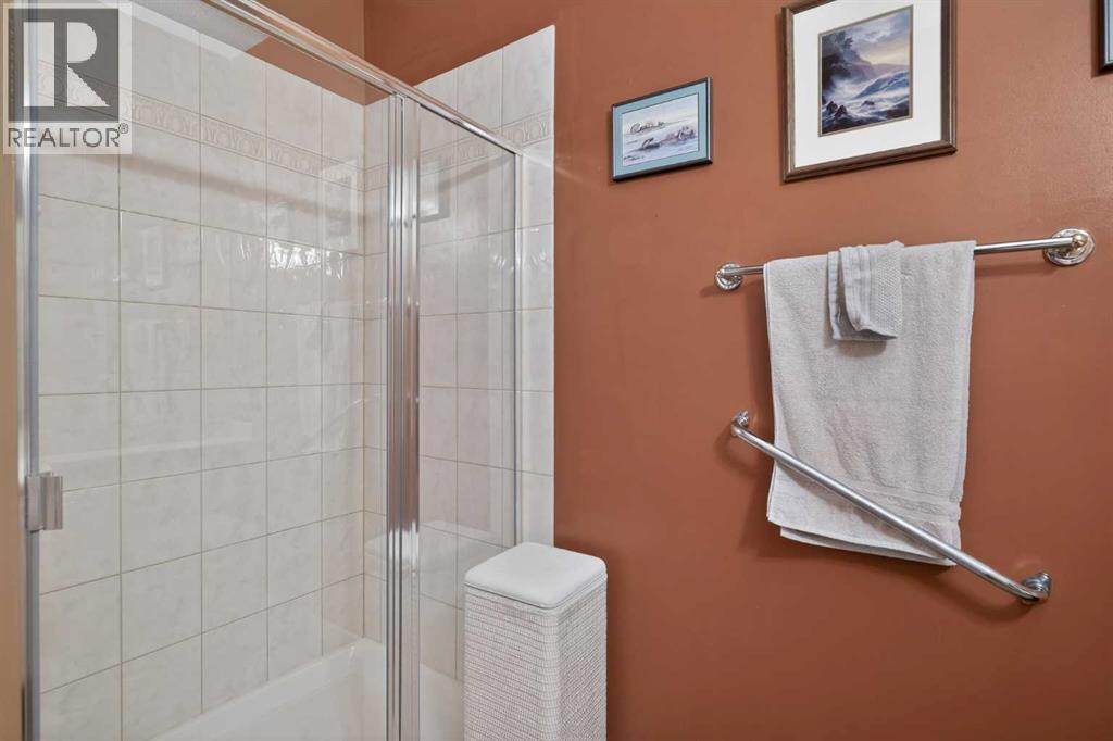 1207, 1207 Lake Fraser Court Se, Calgary, Alberta  T2J 7H4 - Photo 15 - A2281933