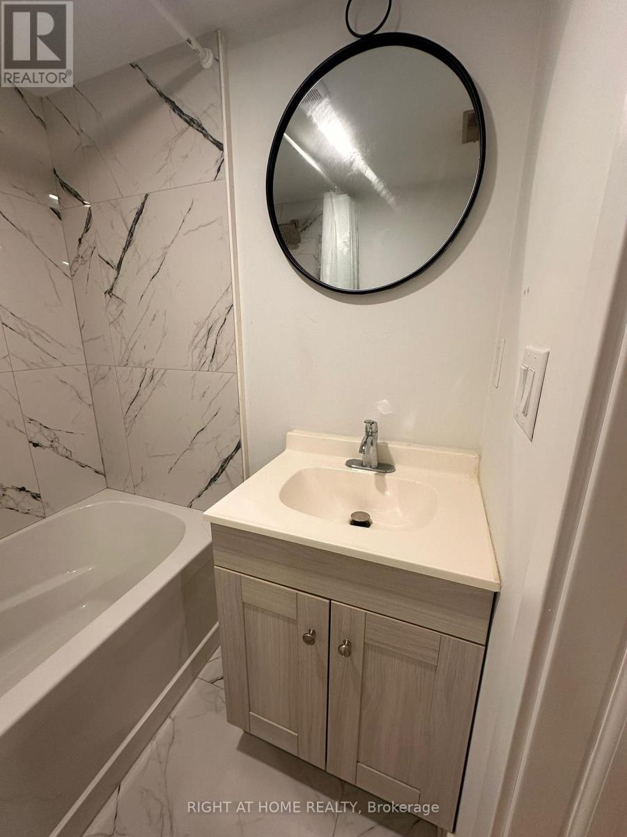 Bsmt 1 - 24 Sunbay Court, Richmond Hill, Ontario  L4E 3E3 - Photo 15 - N12808060