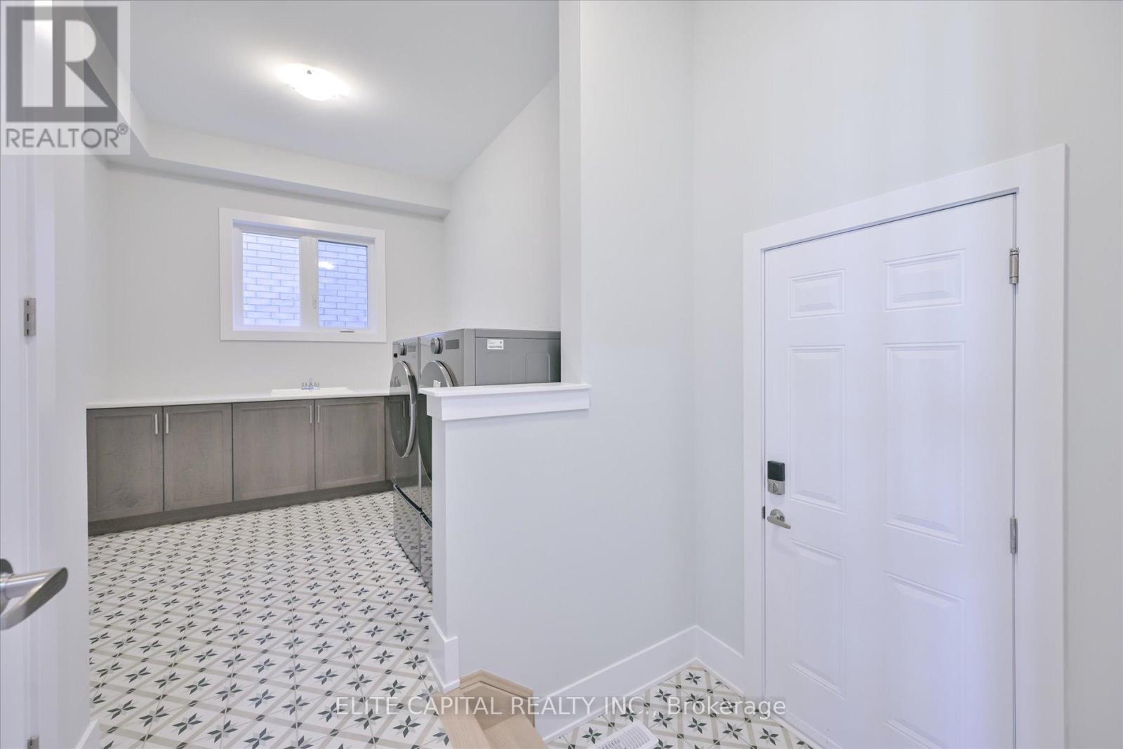 45 Godfrey Willis Drive, Markham, Ontario  L6C 3N2 - Photo 19 - N12808106