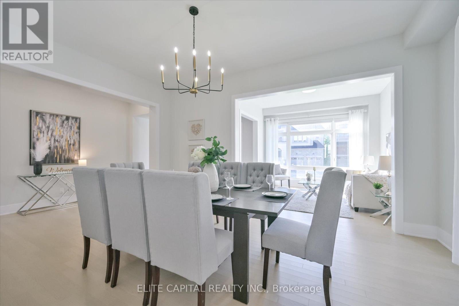 45 Godfrey Willis Drive, Markham, Ontario  L6C 3N2 - Photo 7 - N12808106