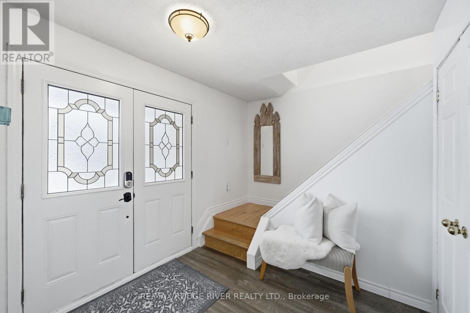 585 Burwash Street, Cobourg, Ontario  K9A 1Y7 - Photo 5 - X12806796