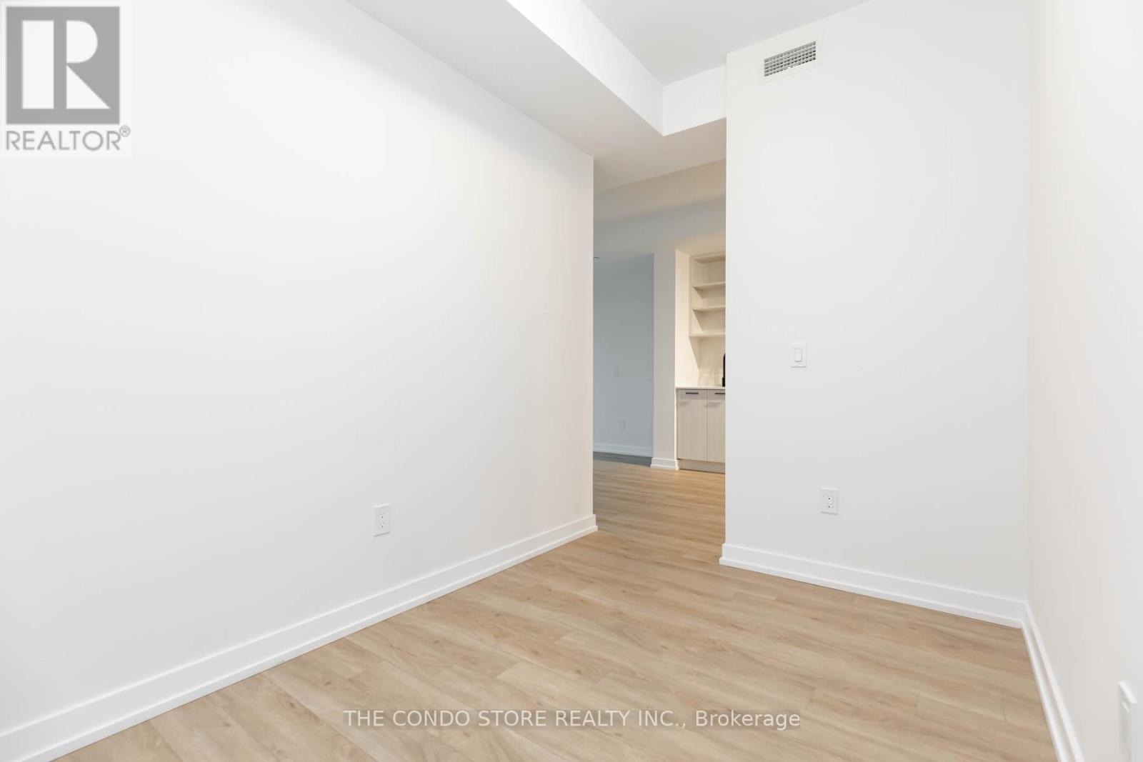 524 - 2300 St. Clair Avenue W, Toronto, Ontario  M6N 0B3 - Photo 22 - W12808090