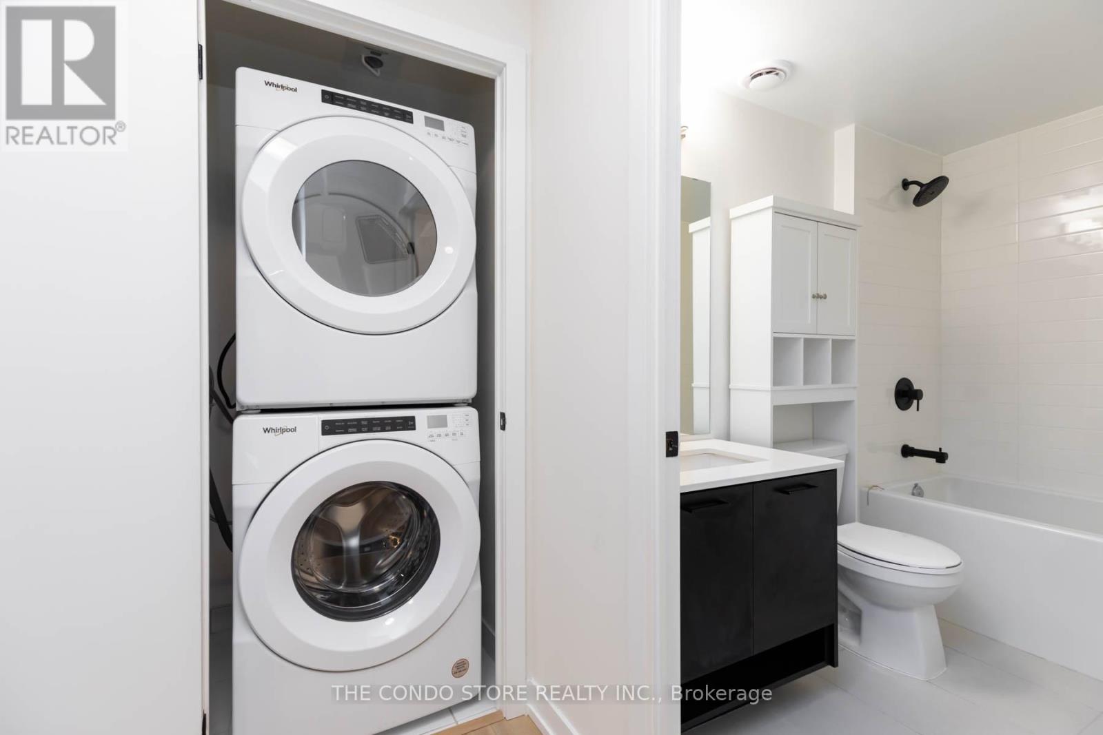 524 - 2300 St. Clair Avenue W, Toronto, Ontario  M6N 0B3 - Photo 24 - W12808090