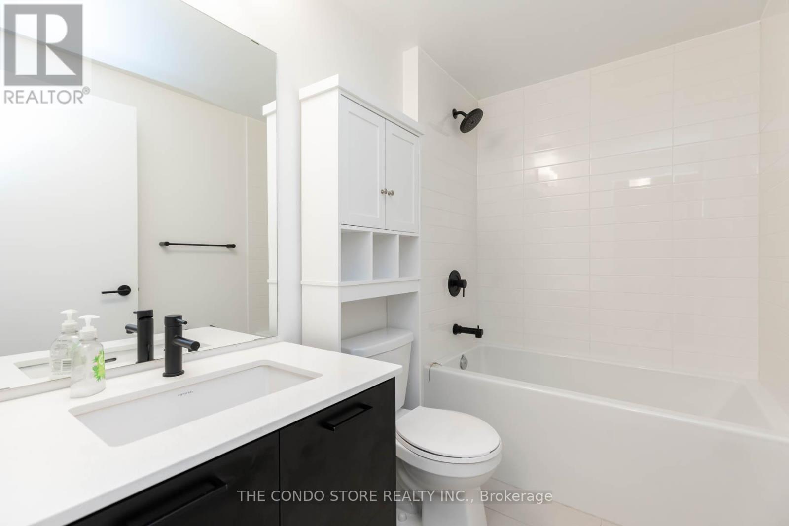 524 - 2300 St. Clair Avenue W, Toronto, Ontario  M6N 0B3 - Photo 25 - W12808090