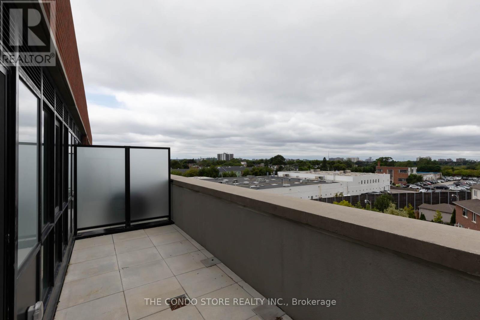 524 - 2300 St. Clair Avenue W, Toronto, Ontario  M6N 0B3 - Photo 26 - W12808090