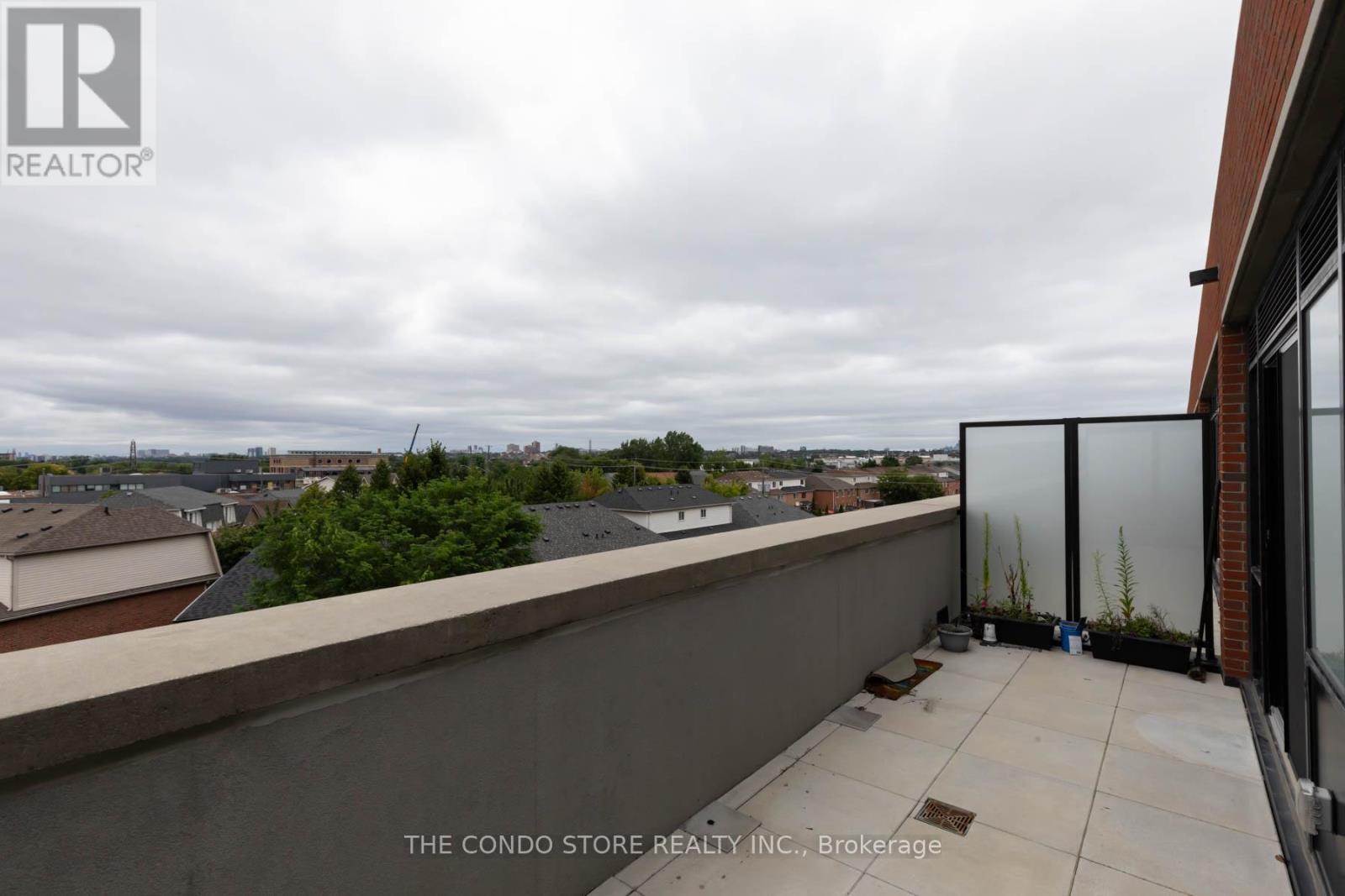 524 - 2300 St. Clair Avenue W, Toronto, Ontario  M6N 0B3 - Photo 27 - W12808090