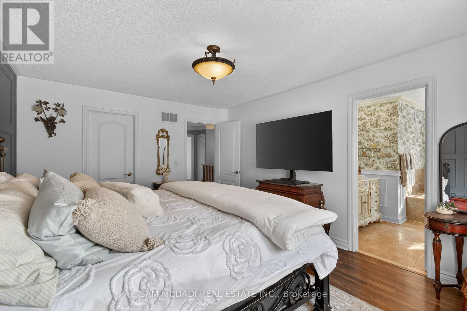 5224 Churchill Meadows Boulevard, Mississauga, Ontario  L5M 8C1 - Photo 18 - W12808100