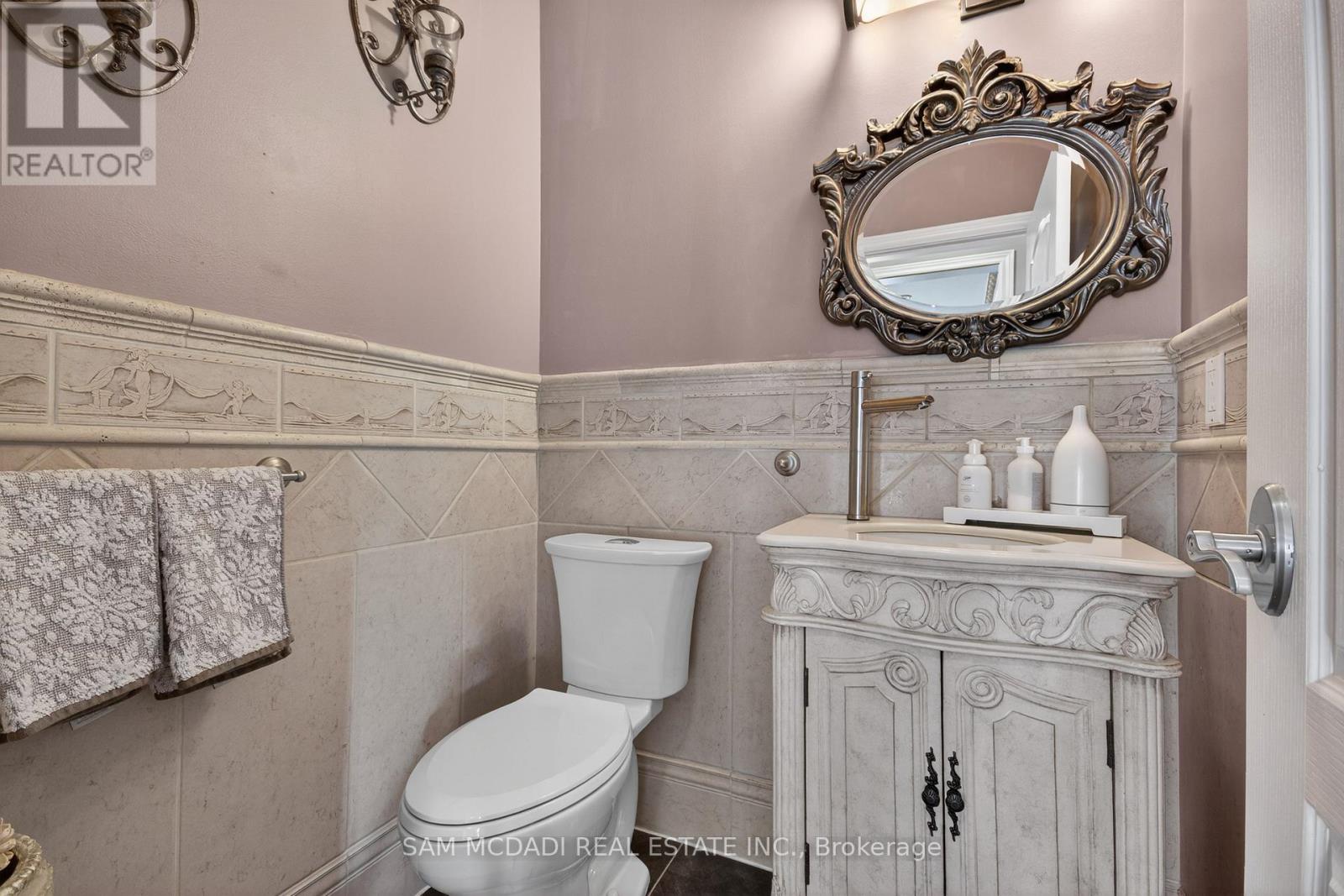 5224 Churchill Meadows Boulevard, Mississauga, Ontario  L5M 8C1 - Photo 5 - W12808100