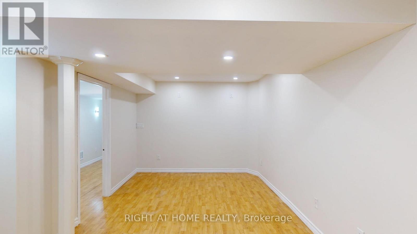 71 Beavervalley Drive, Brampton, Ontario  L7A 3R3 - Photo 16 - W12808112