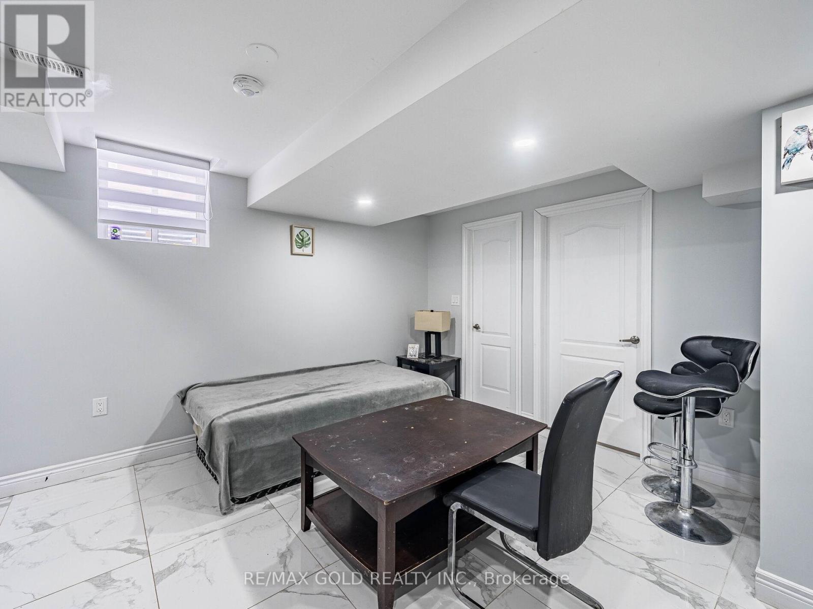 27 Allness Road, Brampton, Ontario  L7A 3N7 - Photo 25 - W12808116