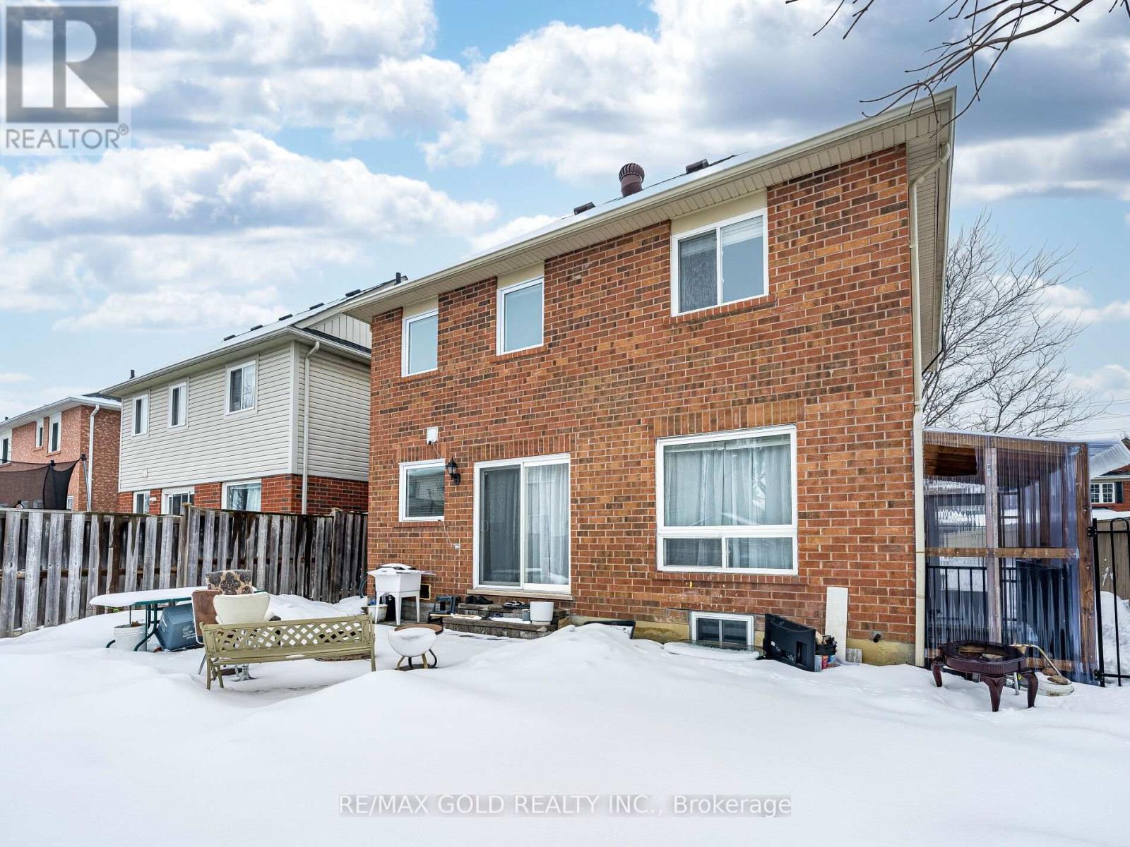27 Allness Road, Brampton, Ontario  L7A 3N7 - Photo 32 - W12808116