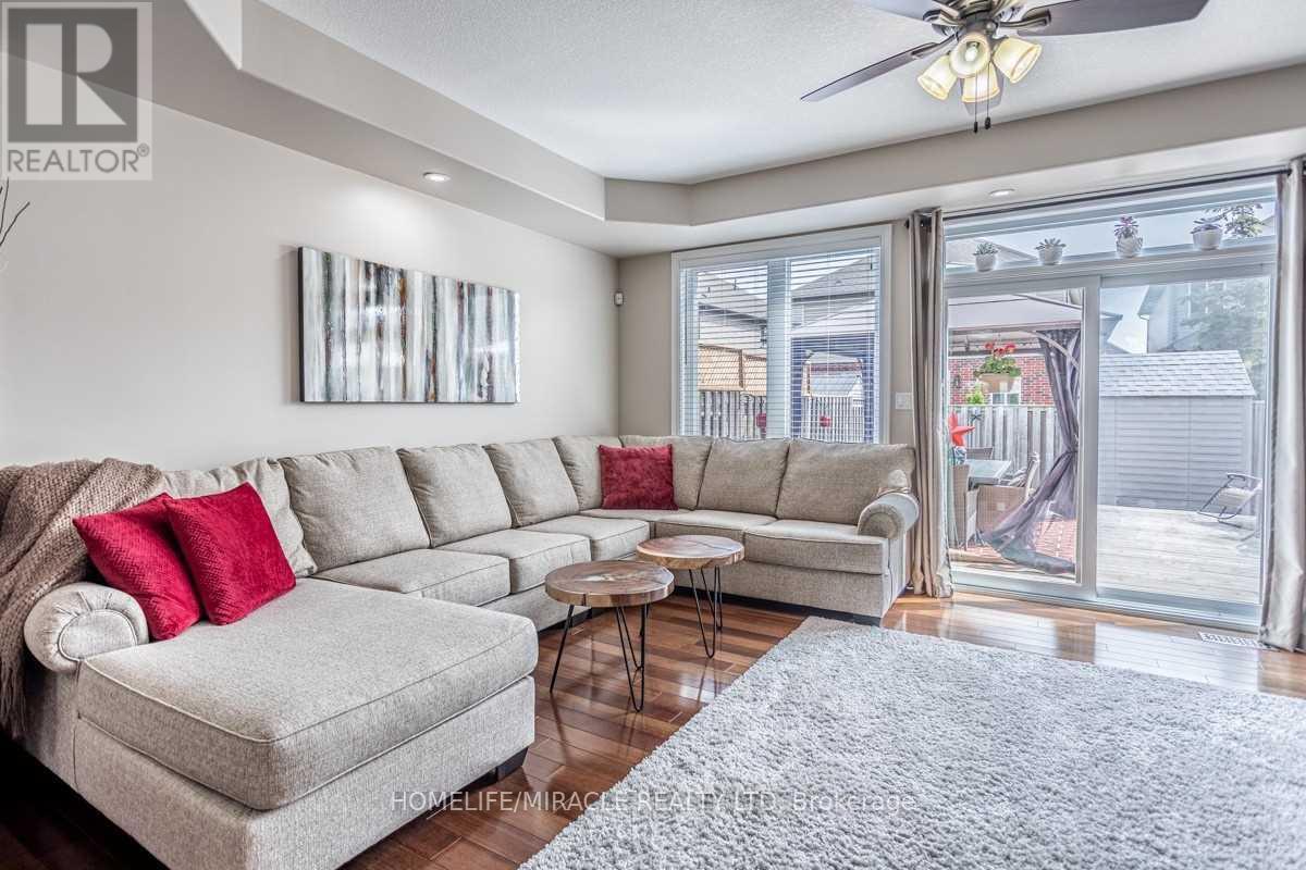 94 Fall Fair Way, Hamilton, Ontario  L0R 1C0 - Photo 15 - X12808086