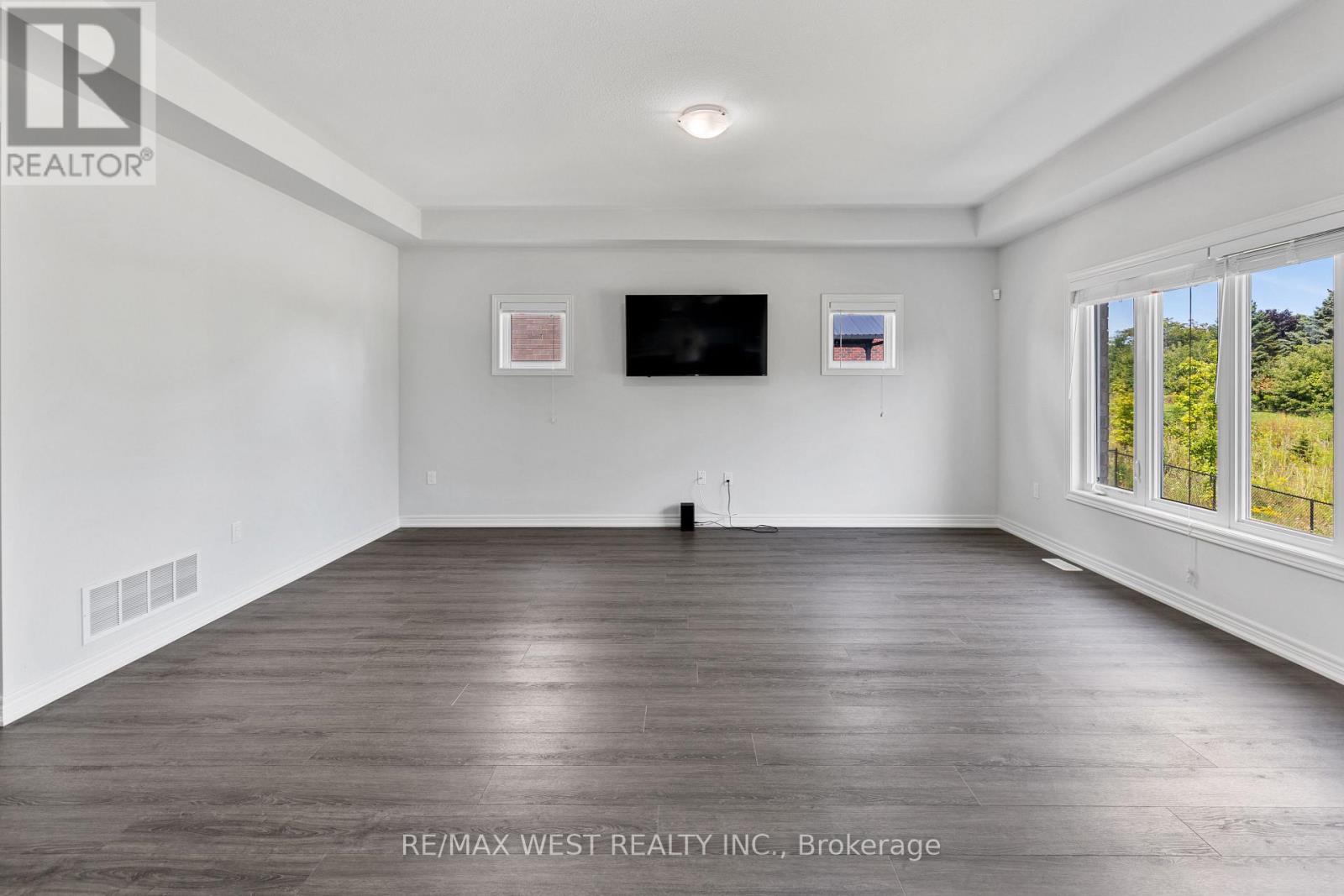 3602 Carolina Court, Fort Erie, Ontario  L0S 1N0 - Photo 33 - X12808104