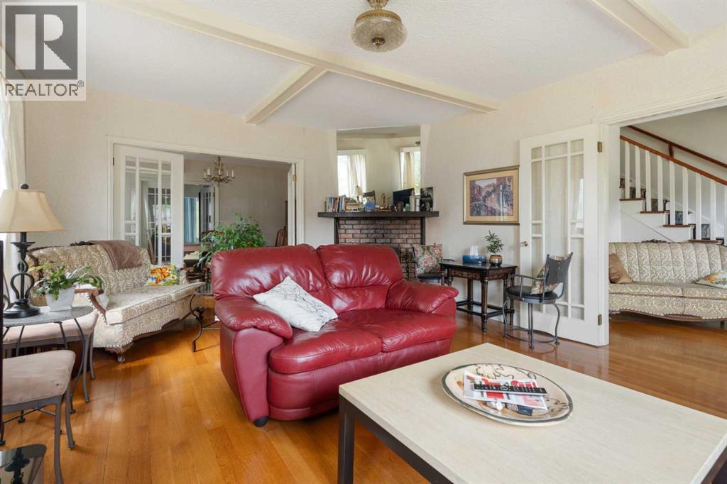 4714 48 Street, Camrose, Alberta  T4V 1L3 - Photo 11 - A2273781