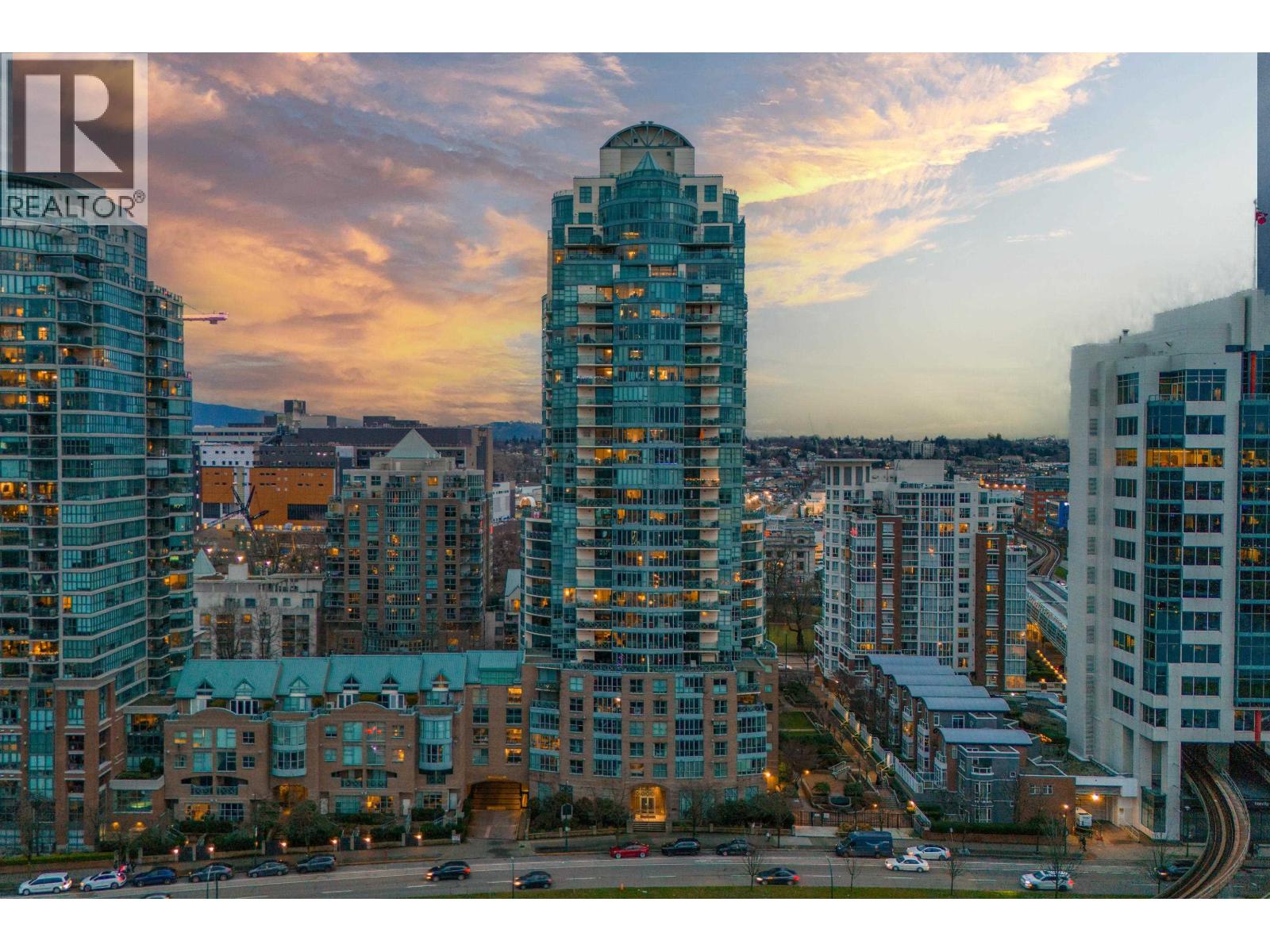 202 1188 Quebec Street, Vancouver, British Columbia  V6A 4B3 - Photo 2 - R3076695